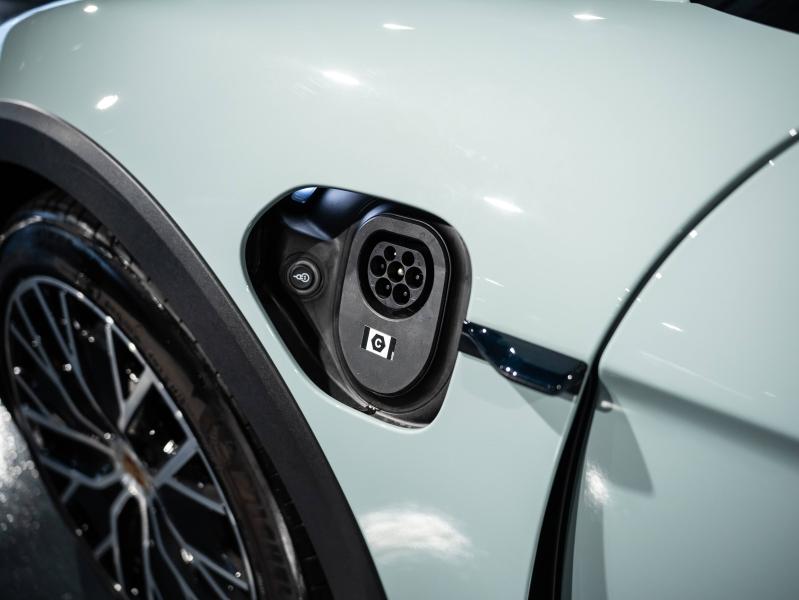 Voitures occasions PORSCHE Taycan 4 Saint-Witz