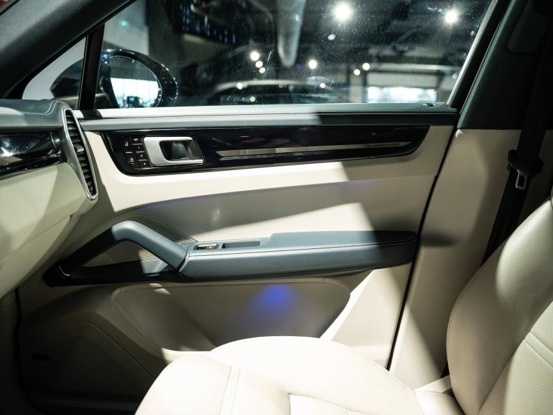 Voitures occasions PORSCHE Cayenne Coupe E-Hybrid Saint-Witz