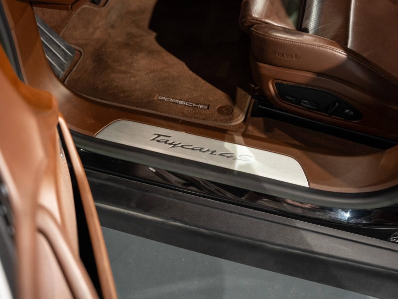 Voitures occasions PORSCHE Taycan 4S Saint-Witz