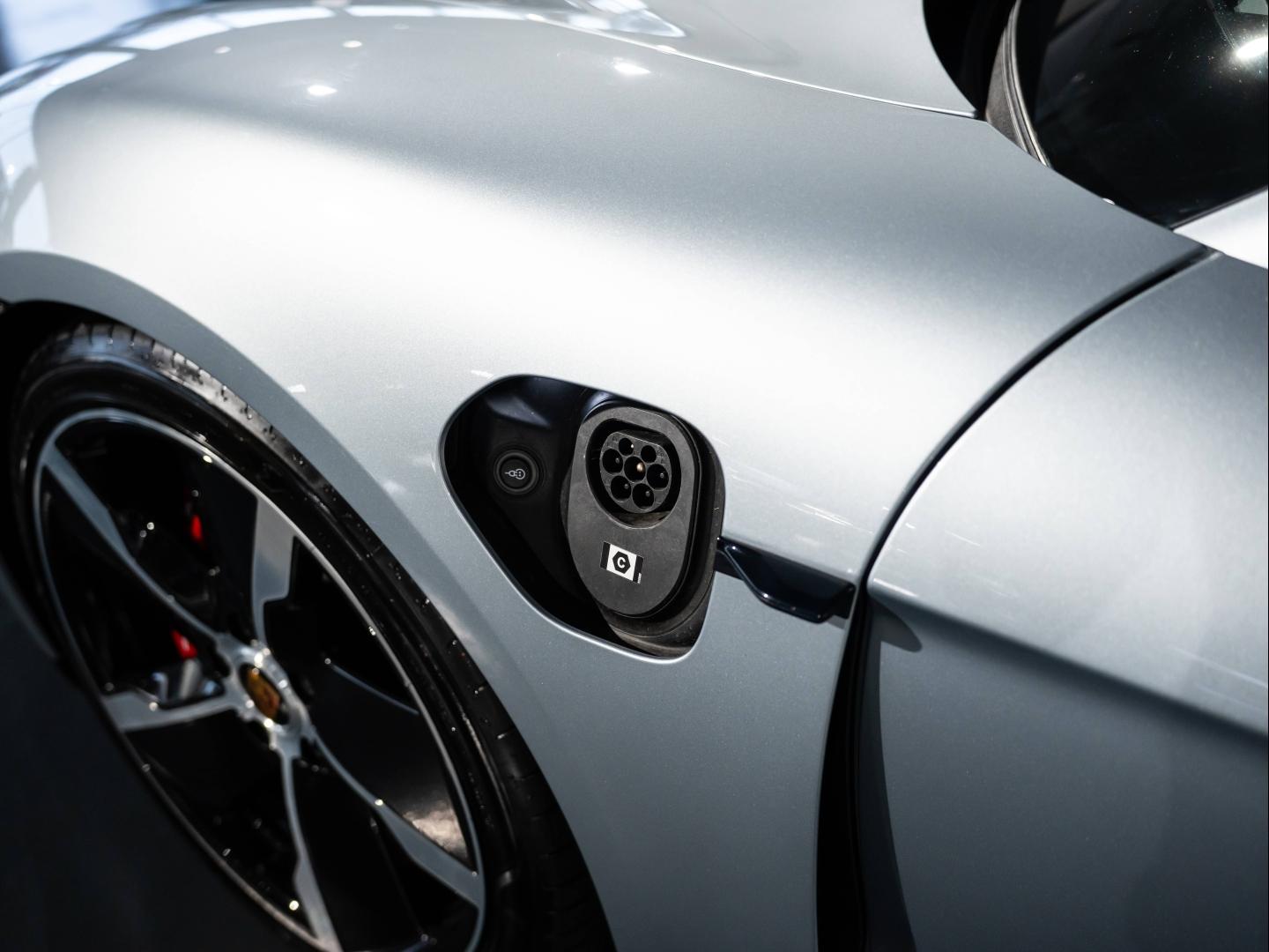 Voitures occasions PORSCHE Taycan 4S Saint-Witz