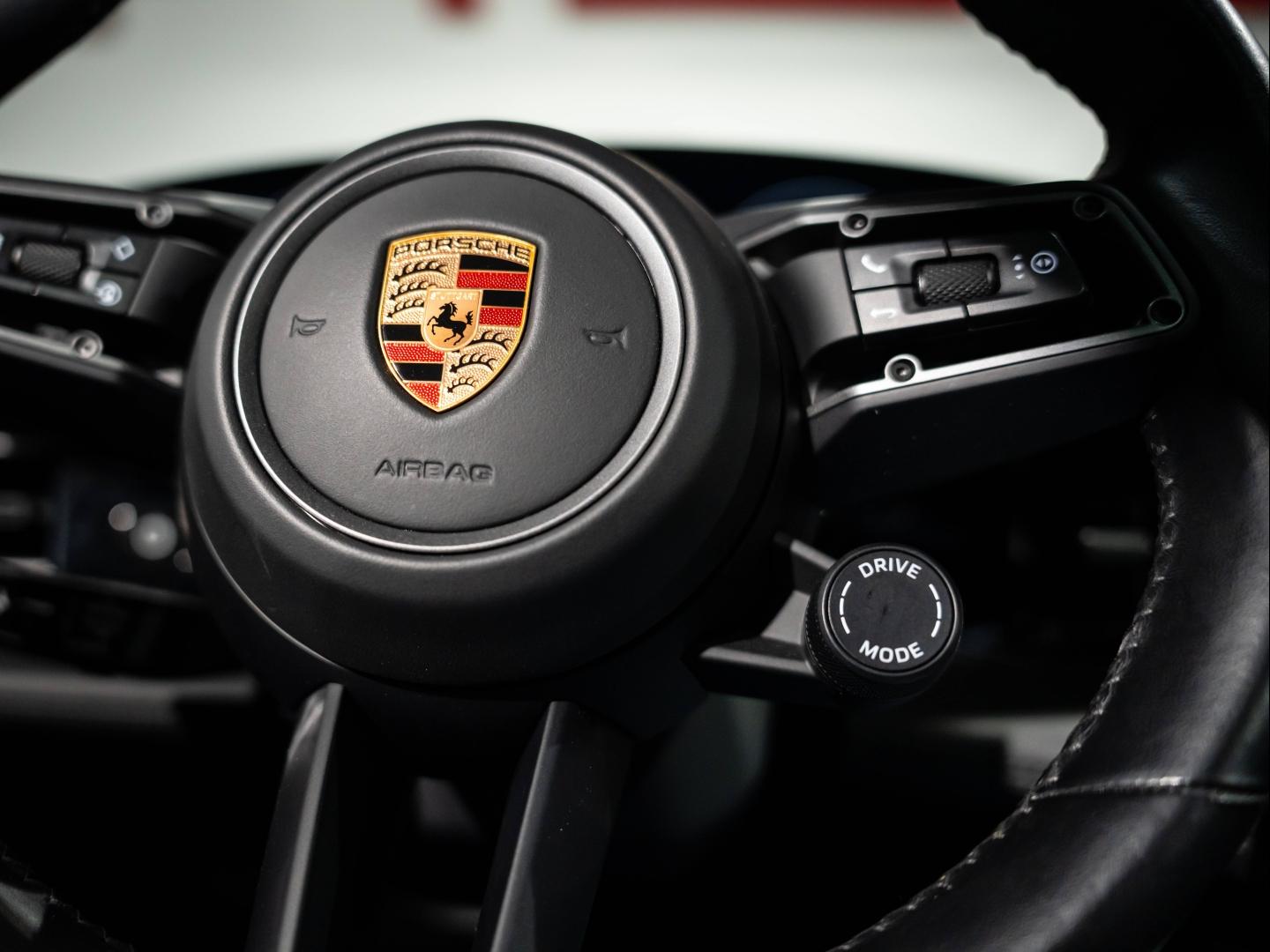 Voitures occasions PORSCHE Taycan 4S Saint-Witz