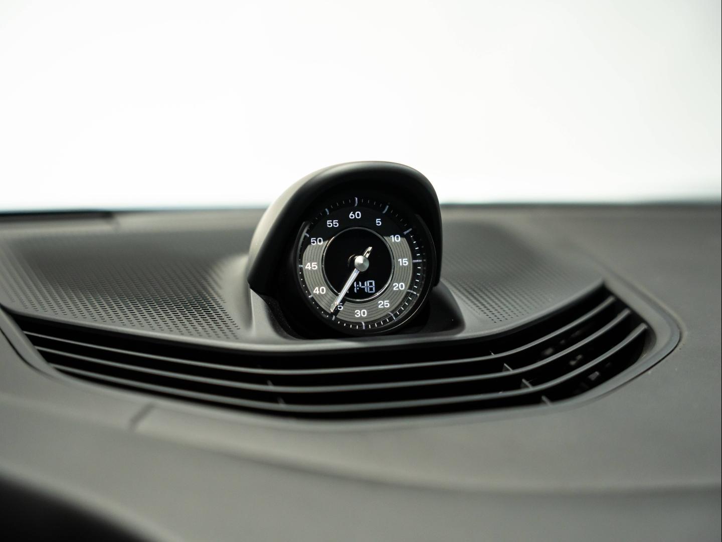 Voitures occasions PORSCHE Taycan 4S Saint-Witz