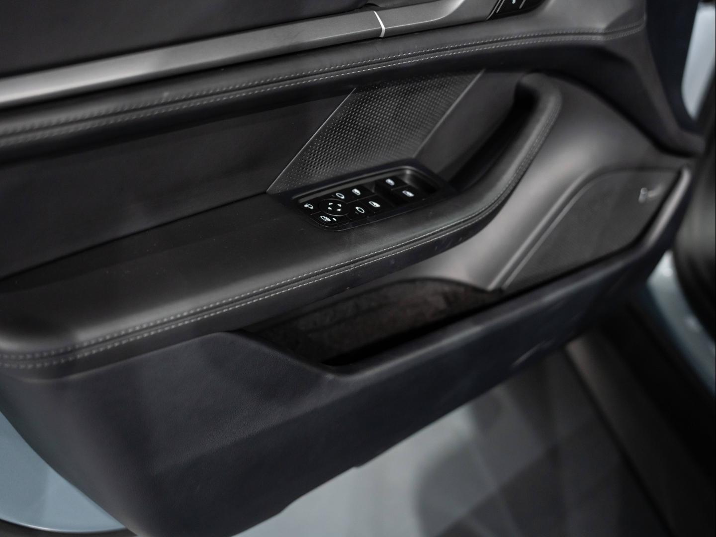 Voitures occasions PORSCHE Taycan 4S Saint-Witz