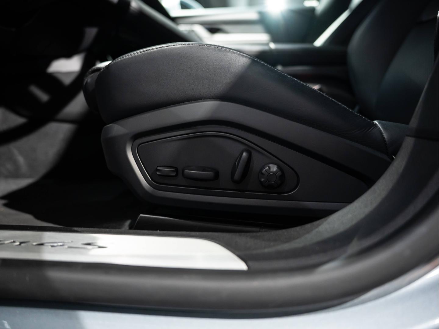 Voitures occasions PORSCHE Taycan 4S Saint-Witz