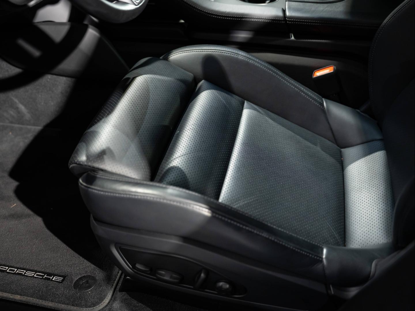 Voitures occasions PORSCHE Taycan 4S Saint-Witz
