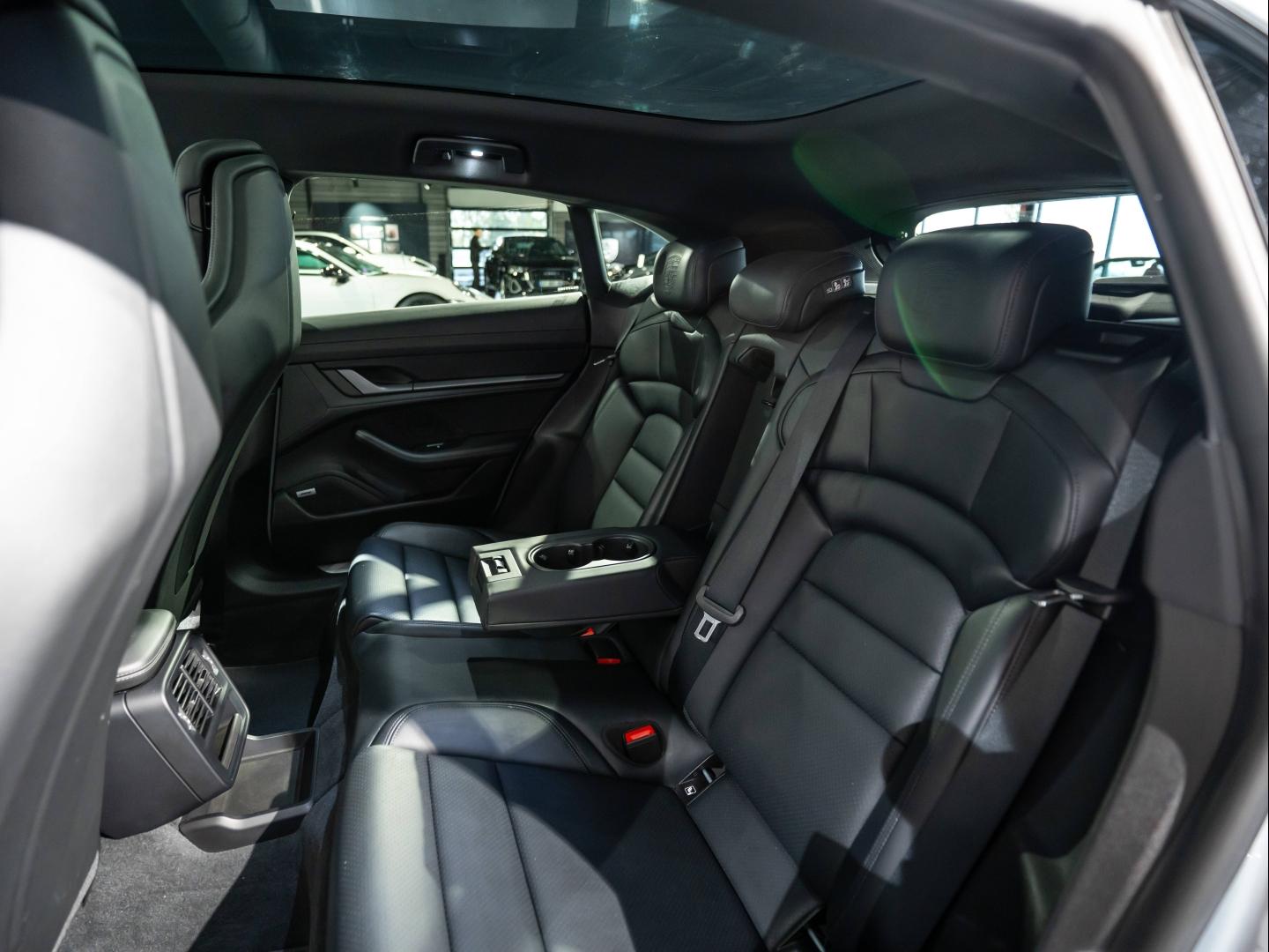 Voitures occasions PORSCHE Taycan 4S Saint-Witz