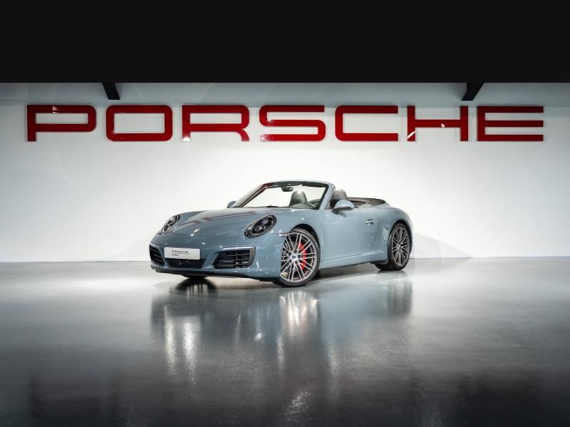PORSCHE 911 Cabriolet
