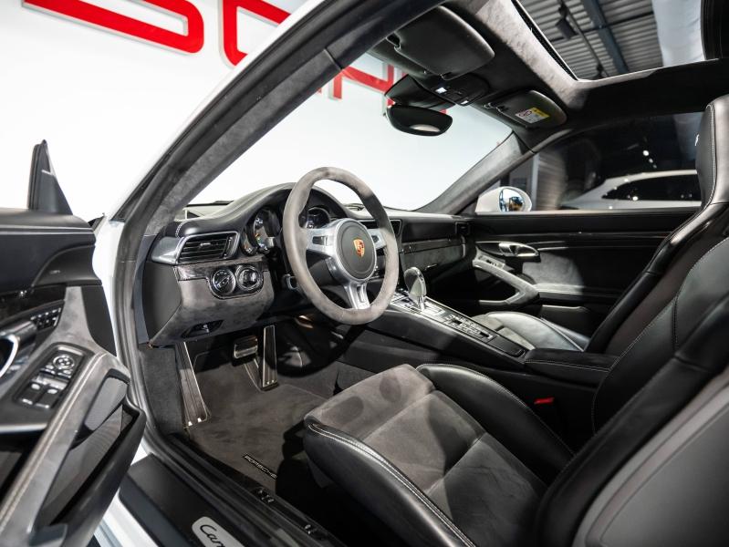 Voitures occasions PORSCHE 911 Coupe GTS Saint-Witz