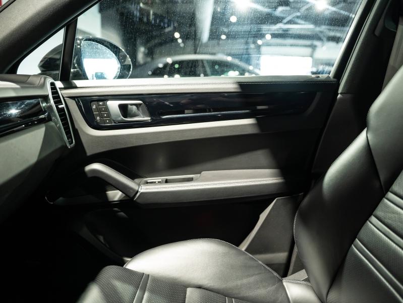 Voitures occasions PORSCHE Cayenne Coupe E-Hybrid Platinum Ed Saint-Witz