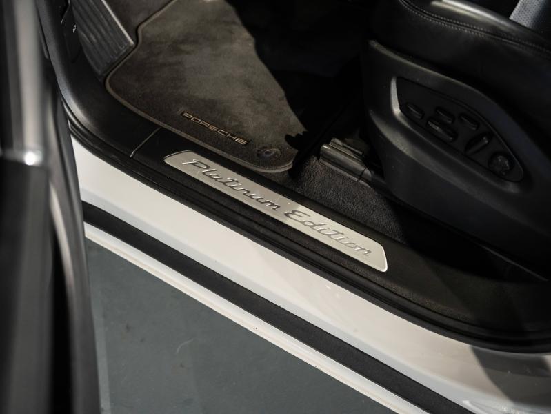 Voitures occasions PORSCHE Cayenne Coupe E-Hybrid Platinum Ed Saint-Witz