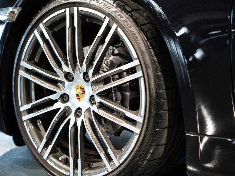 Voitures occasions PORSCHE Cayman Black Edition Saint-Witz