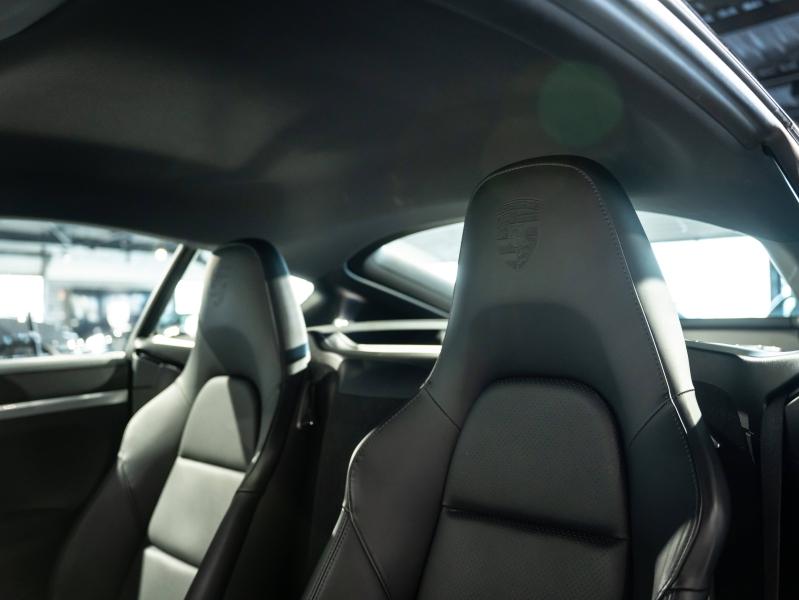 Voitures occasions PORSCHE Cayman Black Edition Saint-Witz