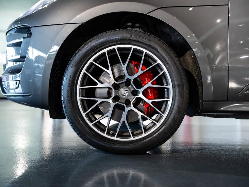 Voitures occasions PORSCHE MACAN Turbo Saint-Witz