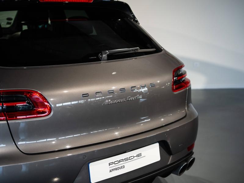 Voitures occasions PORSCHE MACAN Turbo Saint-Witz