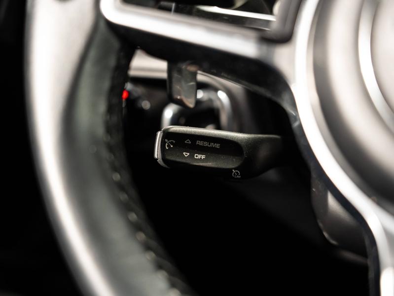 Voitures occasions PORSCHE MACAN Turbo Saint-Witz