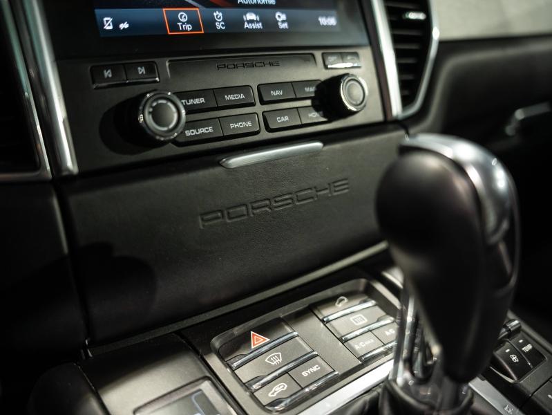 Voitures occasions PORSCHE MACAN Turbo Saint-Witz