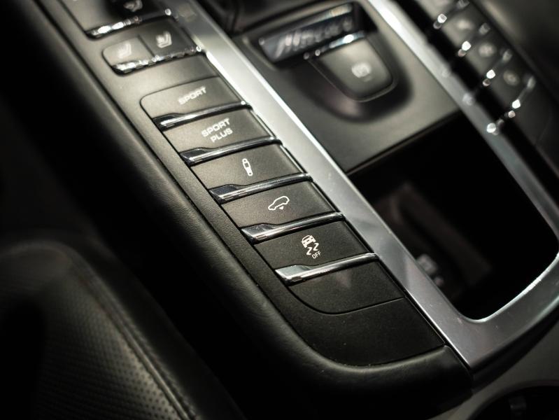 Voitures occasions PORSCHE MACAN Turbo Saint-Witz