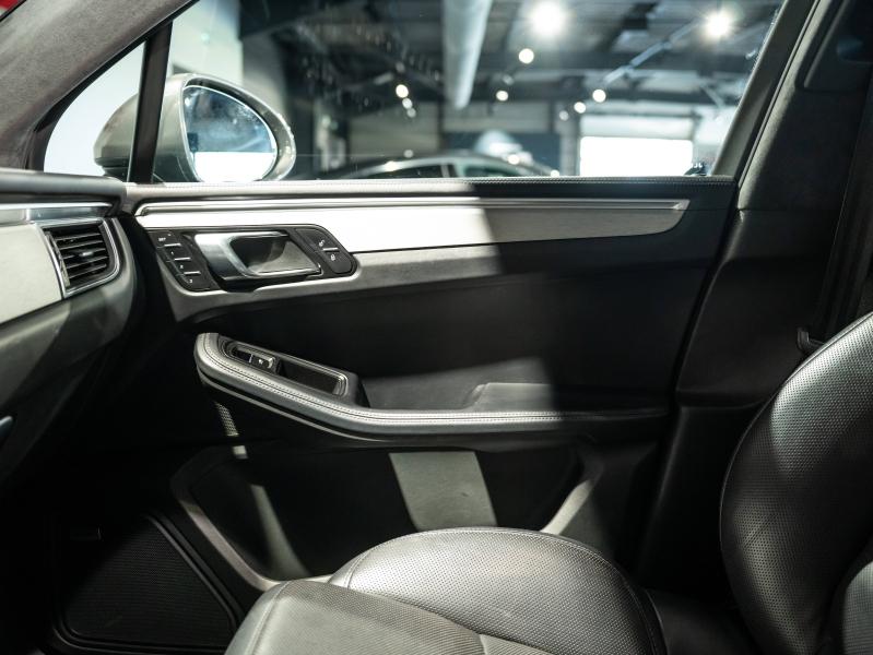 Voitures occasions PORSCHE MACAN Turbo Saint-Witz