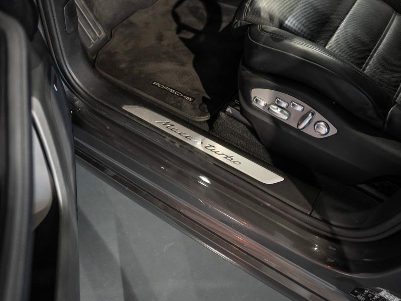 Voitures occasions PORSCHE MACAN Turbo Saint-Witz