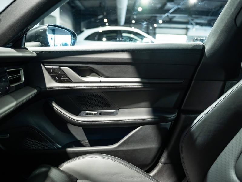 Voitures occasions PORSCHE Taycan 4S Saint-Witz