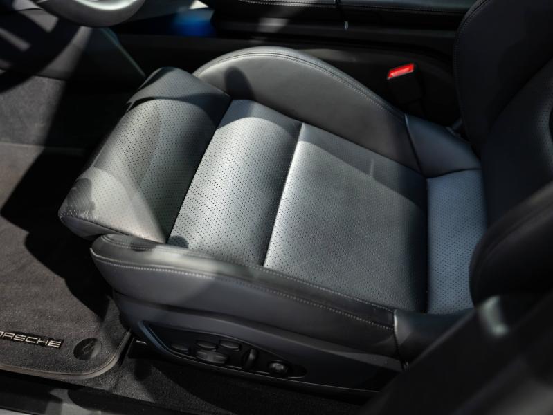 Voitures occasions PORSCHE Taycan 4S Saint-Witz