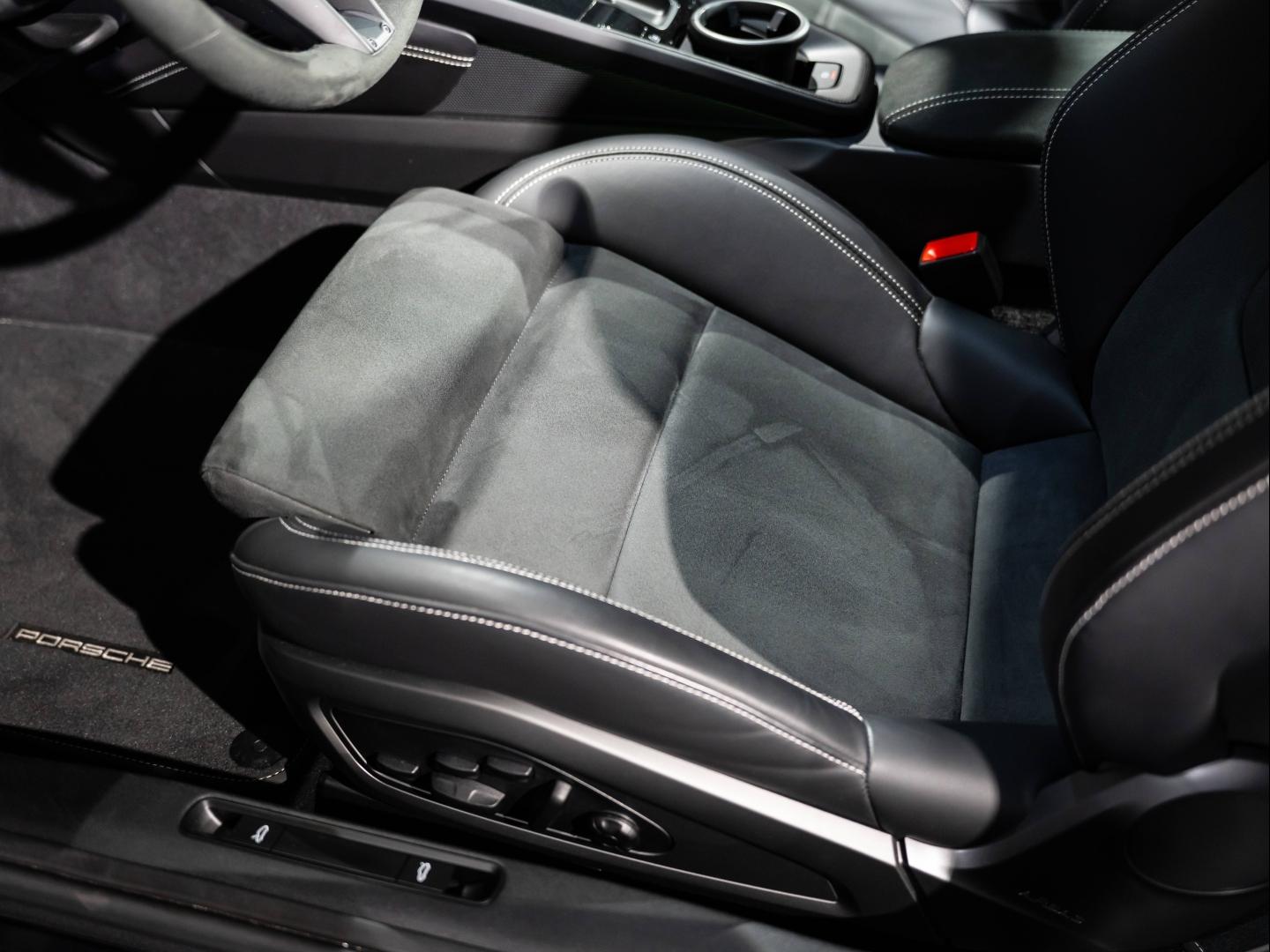 Voitures occasions PORSCHE 911 Coupe Carrera 4 GTS Saint-Witz