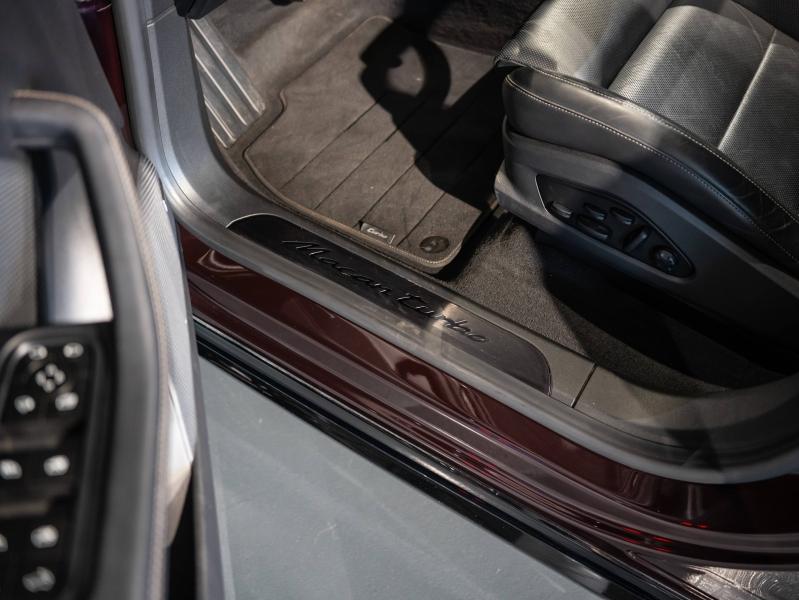 Voitures occasions PORSCHE MACAN Turbo Saint-Witz