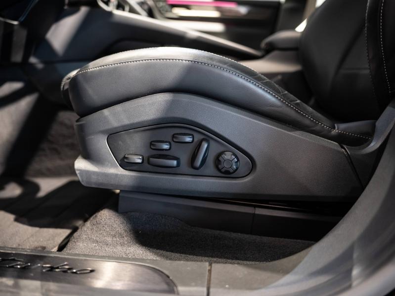 Voitures occasions PORSCHE MACAN Turbo Saint-Witz
