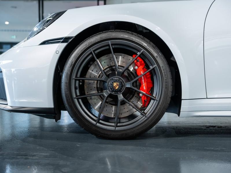 Voitures occasions PORSCHE 911 Cabriolet Carrera GTS Saint-Witz