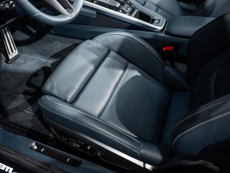 Voitures occasions PORSCHE 911 Cabriolet Carrera GTS Saint-Witz