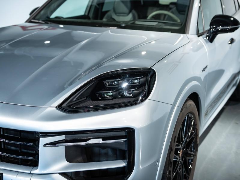 Voitures occasions PORSCHE CAYENNE S E-Hybrid Saint-Witz