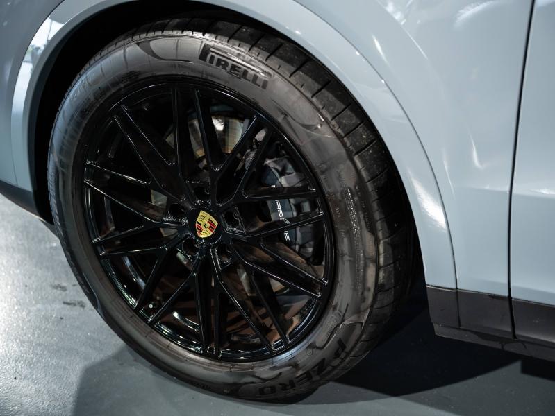 Voitures occasions PORSCHE CAYENNE E-Hybrid Saint-Witz