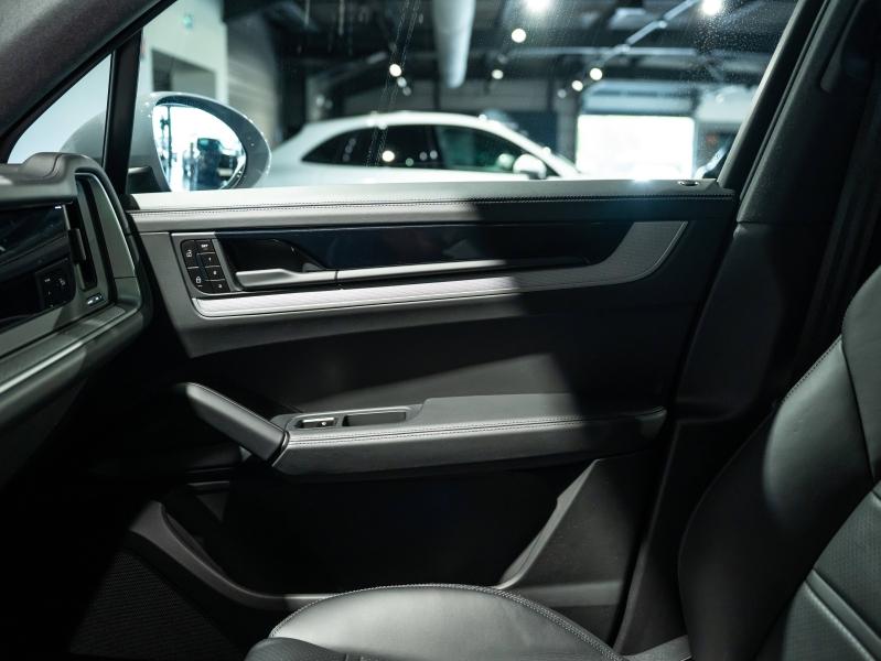 Voitures occasions PORSCHE CAYENNE E-Hybrid Saint-Witz