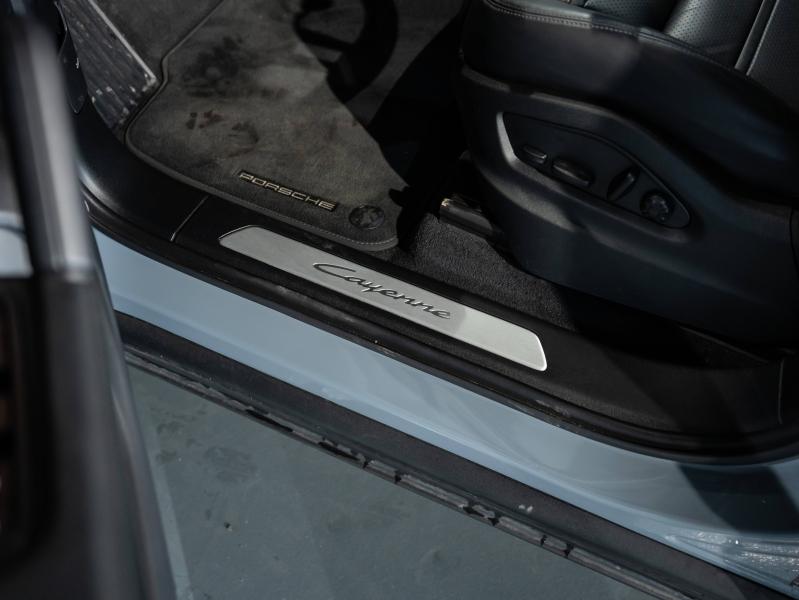 Voitures occasions PORSCHE CAYENNE E-Hybrid Saint-Witz