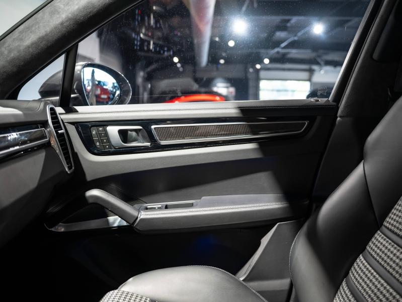 Voitures occasions PORSCHE Cayenne Coupe Turbo S E-Hybrid Saint-Witz