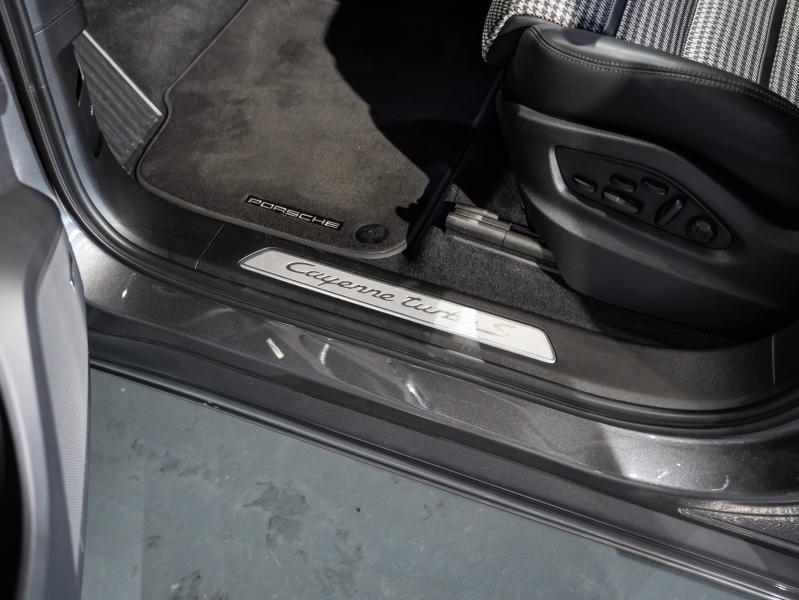 Voitures occasions PORSCHE Cayenne Coupe Turbo S E-Hybrid Saint-Witz