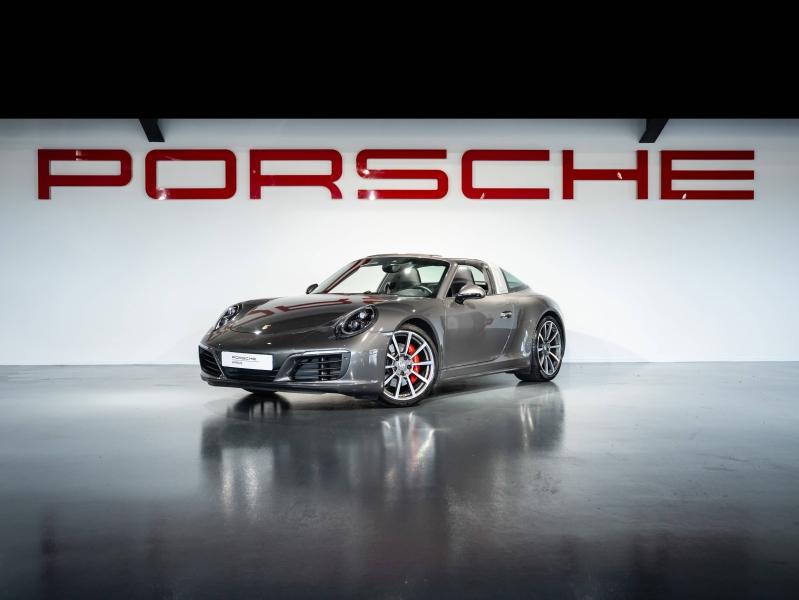 PORSCHE 911 Targa