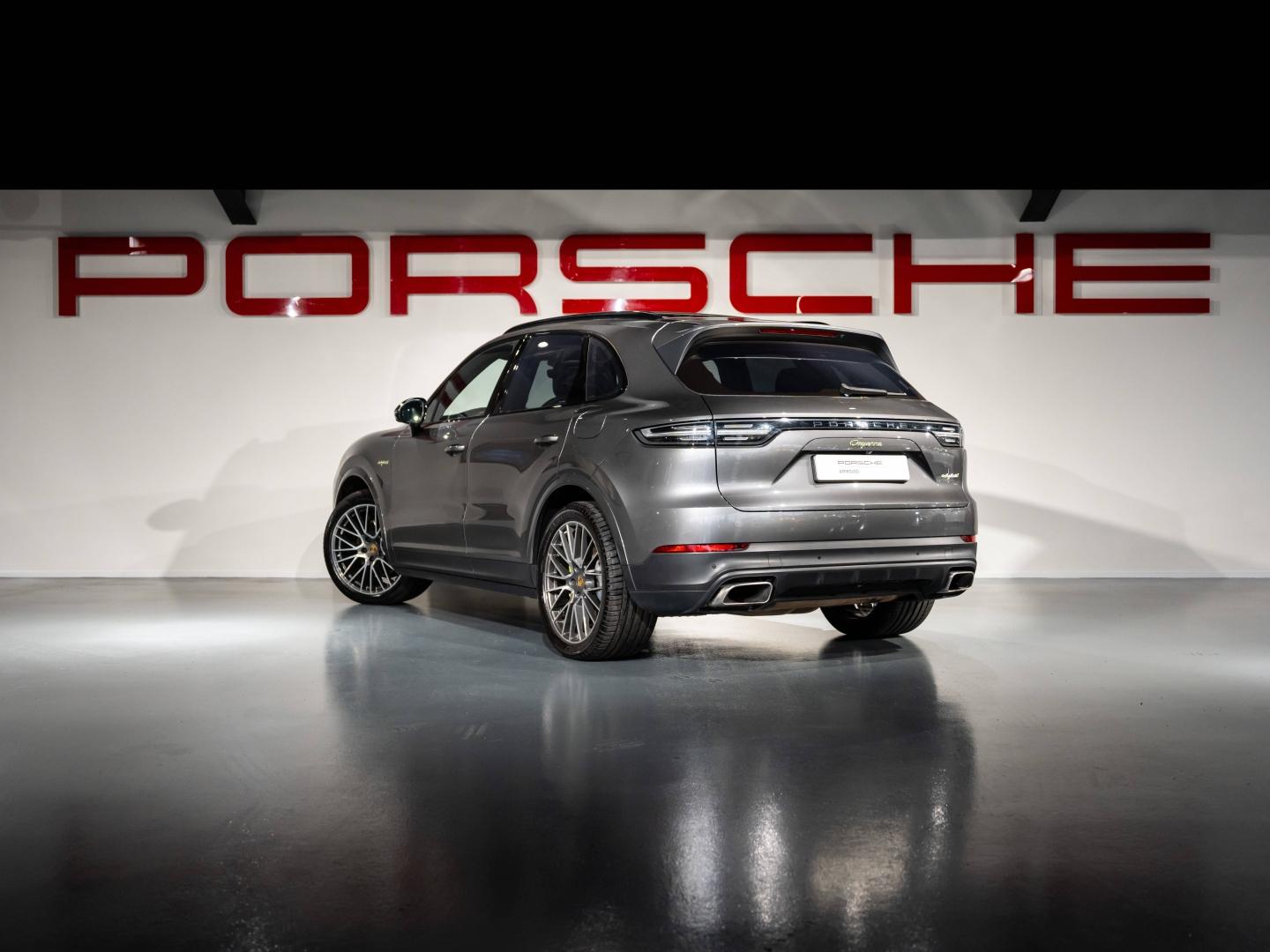 Voitures occasions PORSCHE CAYENNE E-Hybrid Saint-Witz
