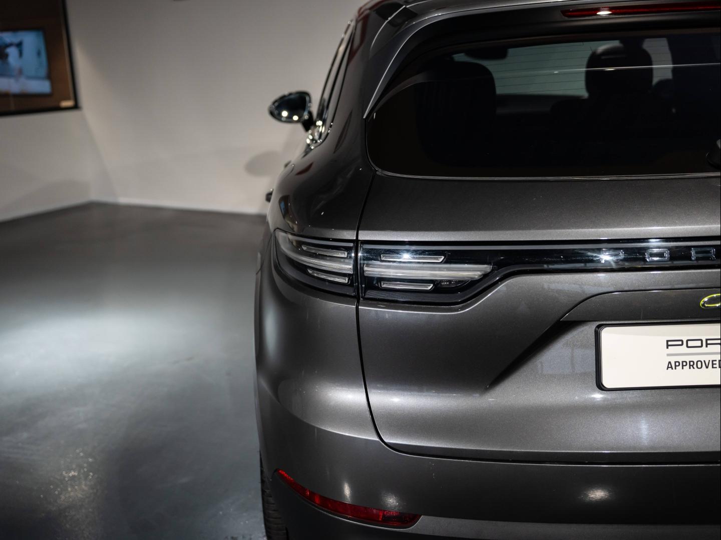 Voitures occasions PORSCHE CAYENNE E-Hybrid Saint-Witz