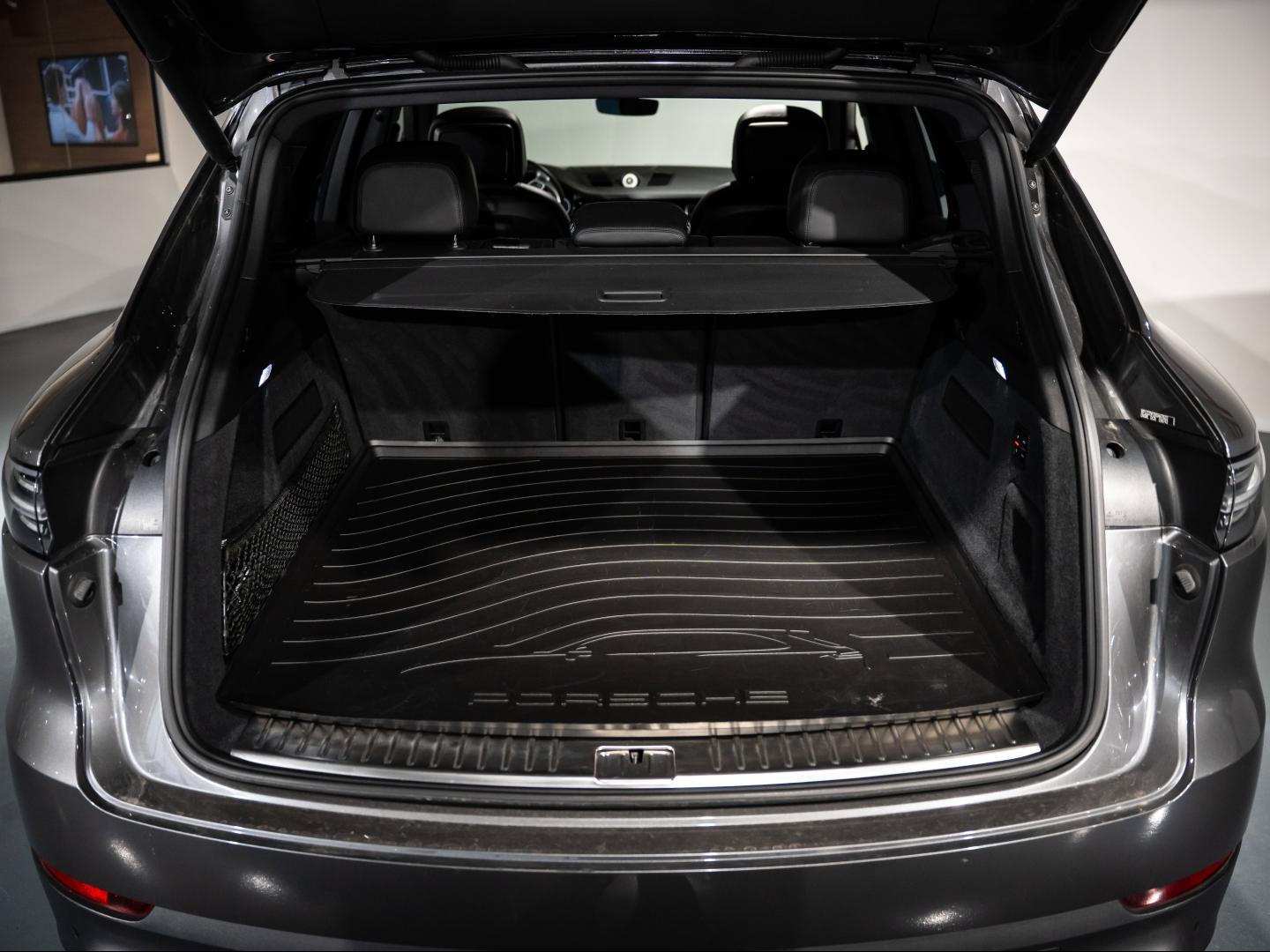 Voitures occasions PORSCHE CAYENNE E-Hybrid Saint-Witz