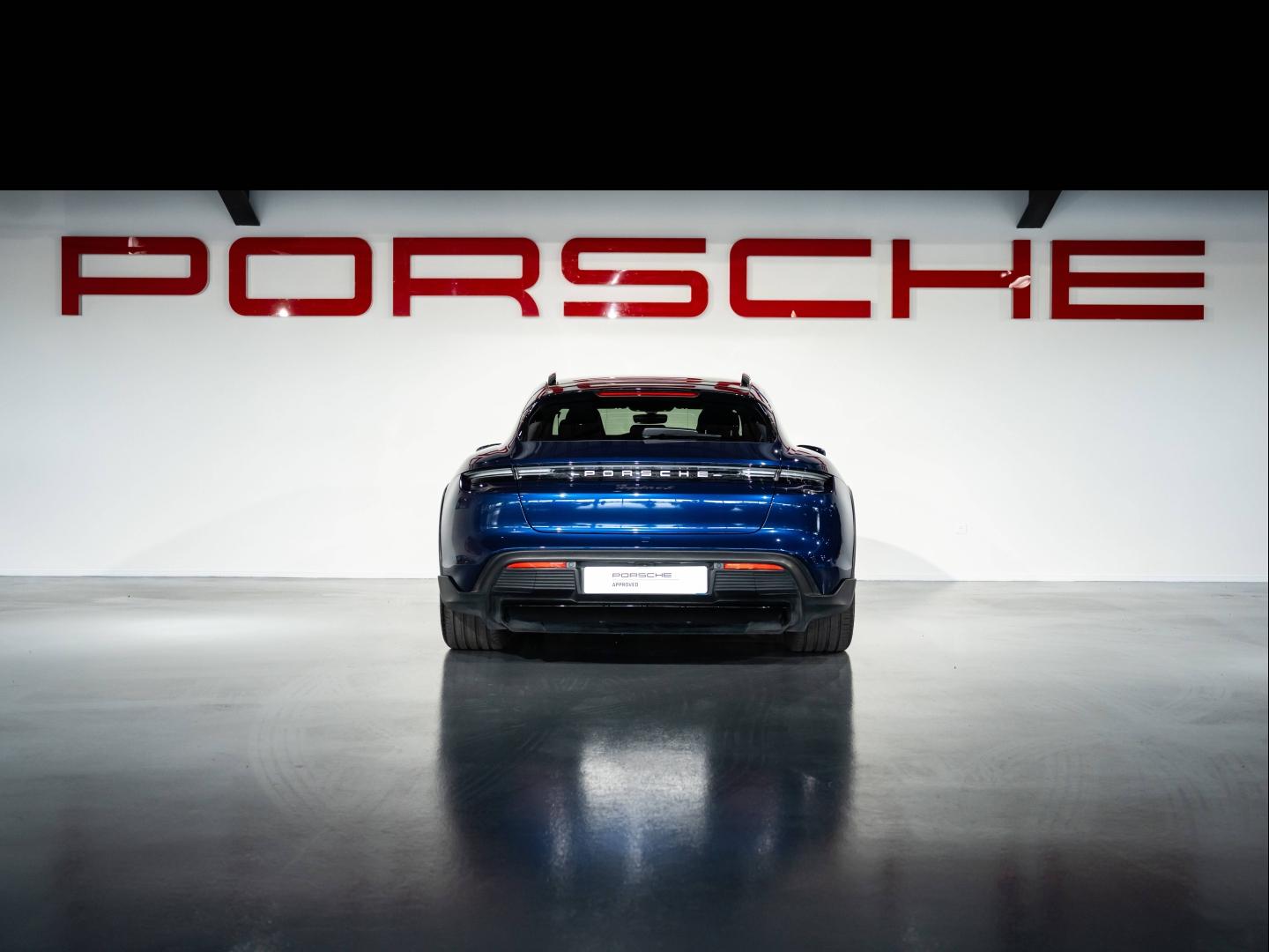 Voitures occasions PORSCHE Taycan Cross Turismo 4S Saint-Witz