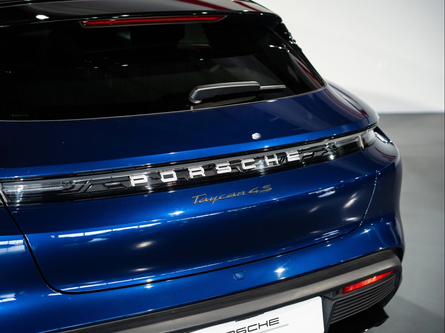 Voitures occasions PORSCHE Taycan Cross Turismo 4S Saint-Witz
