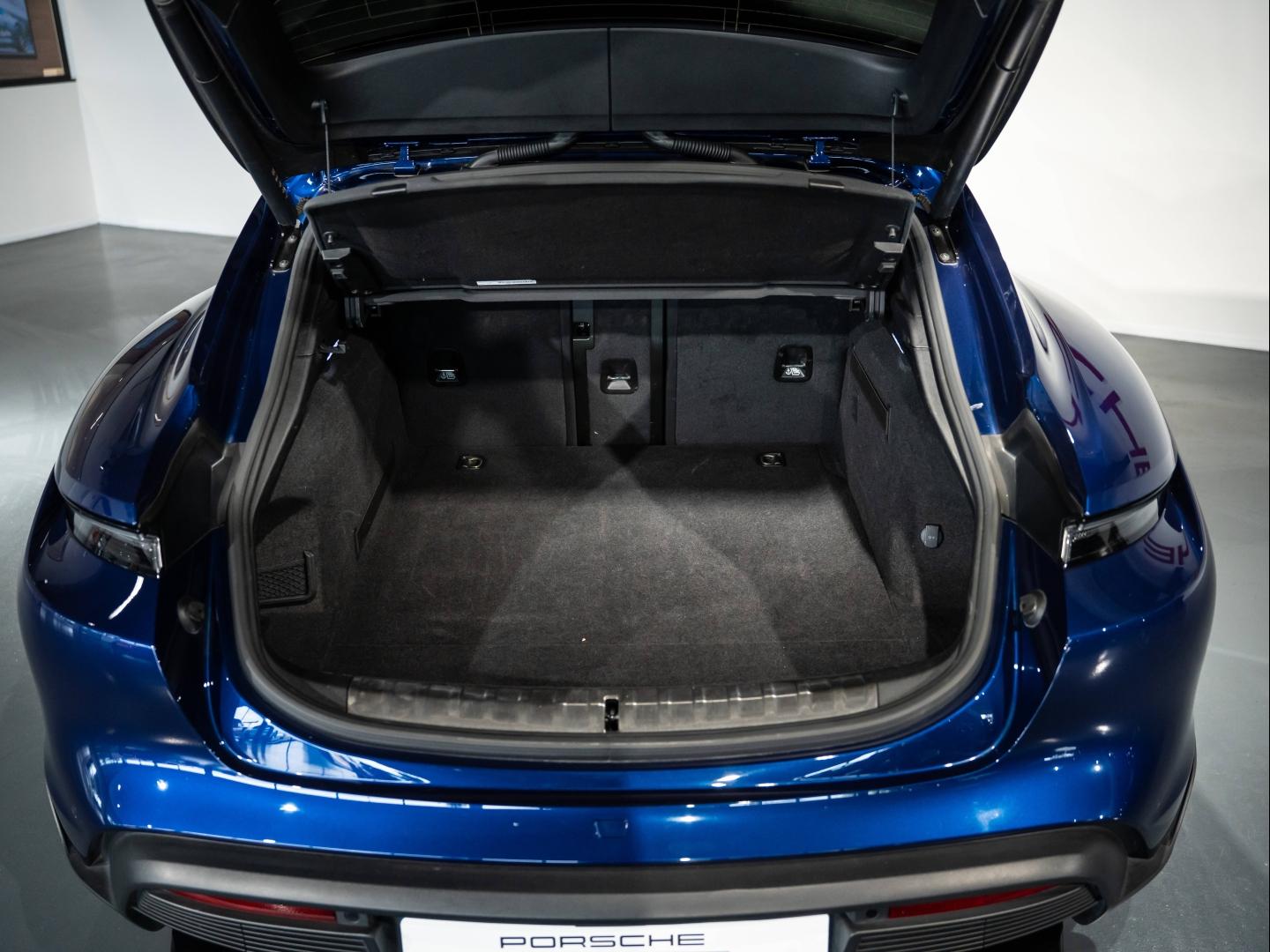 Voitures occasions PORSCHE Taycan Cross Turismo 4S Saint-Witz