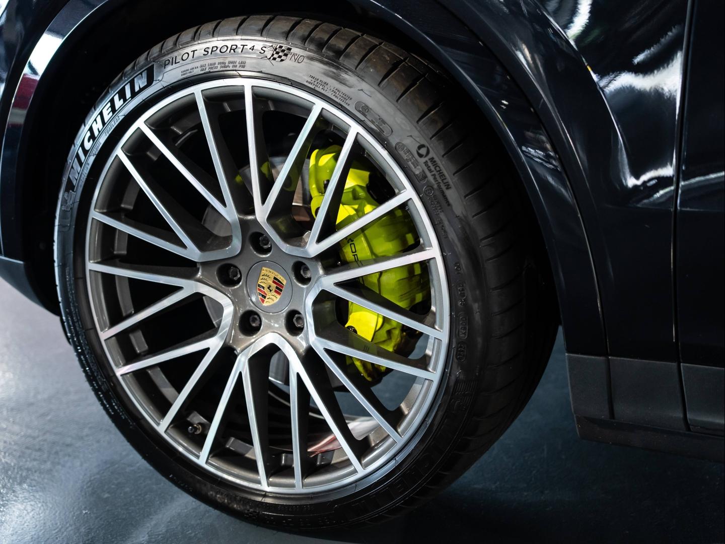 Voitures occasions PORSCHE Cayenne Coupe E-Hybrid Platinum Ed Saint-Witz