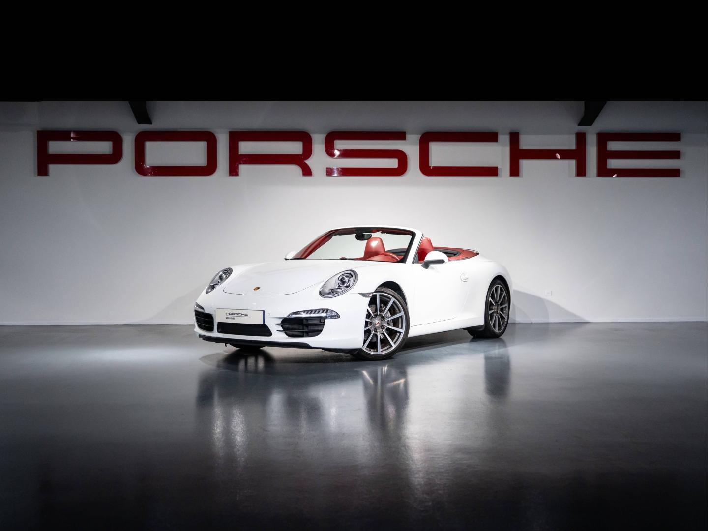 PORSCHE 911 Cabriolet