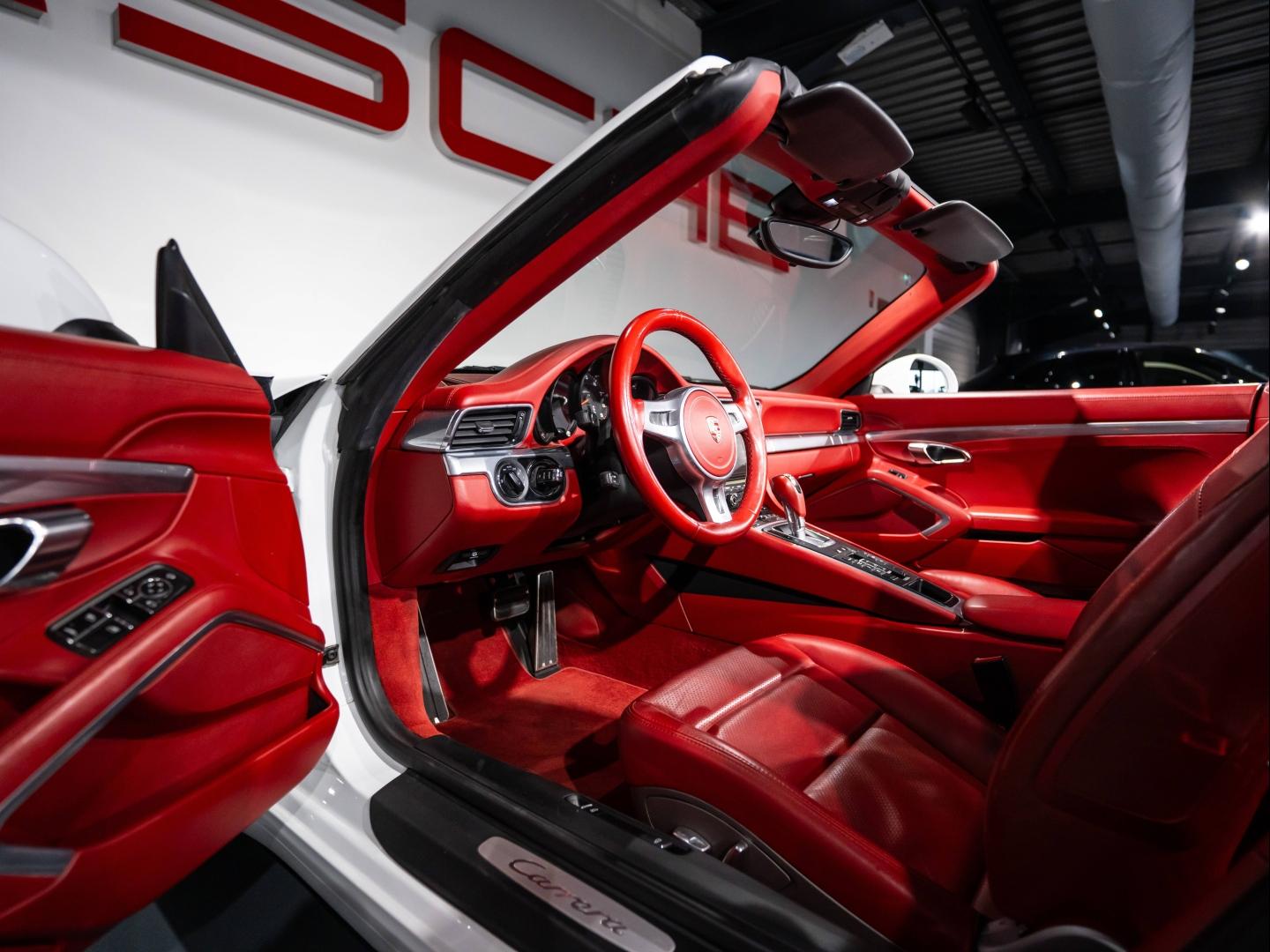 Voitures occasions PORSCHE 911 Cabriolet Carrera Saint-Witz
