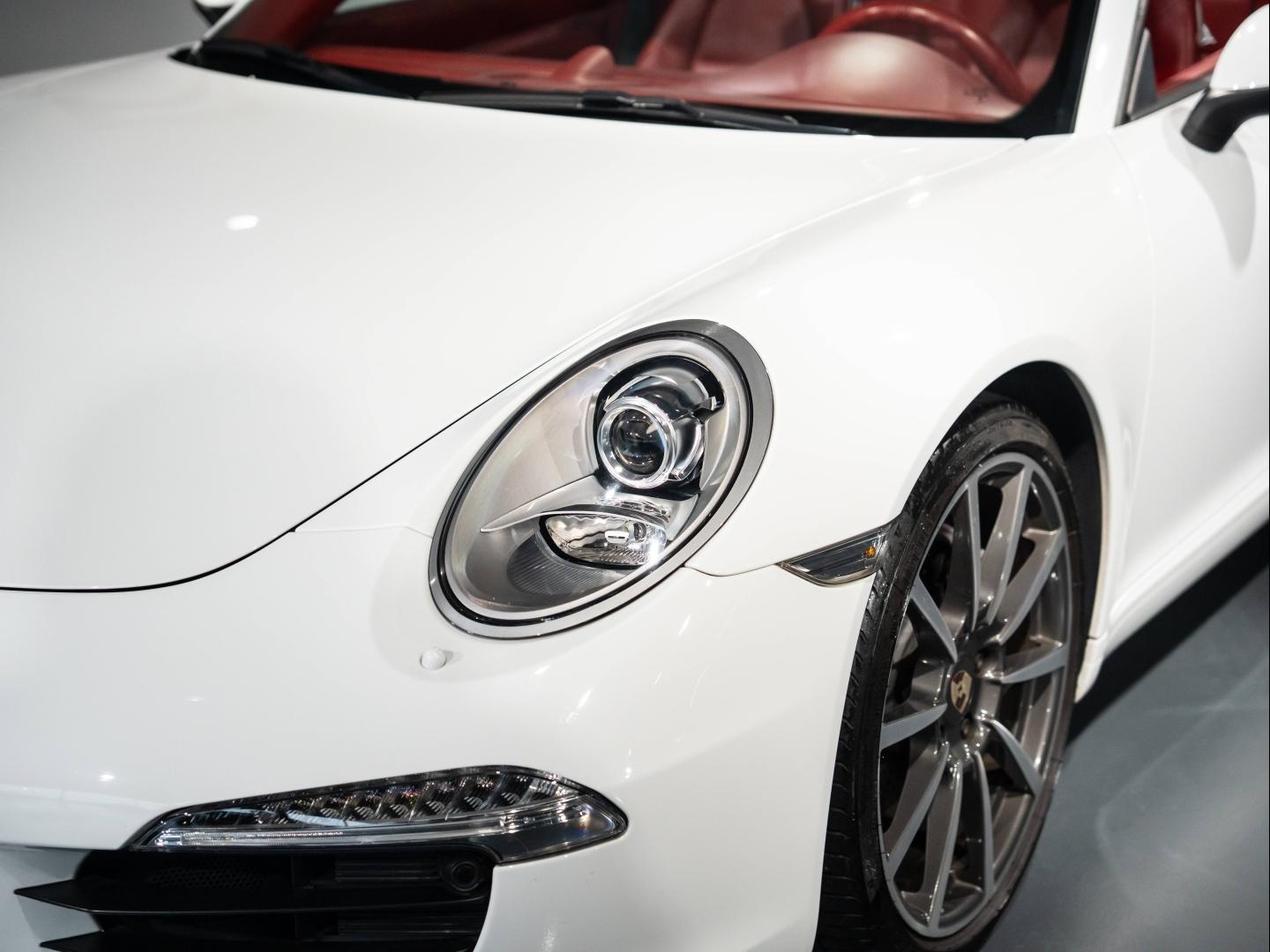 Voitures occasions PORSCHE 911 Cabriolet Carrera Saint-Witz