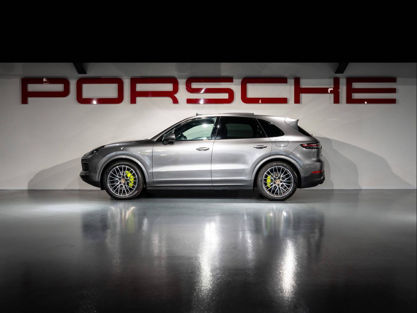 Voitures occasions PORSCHE CAYENNE E-Hybrid Saint-Witz