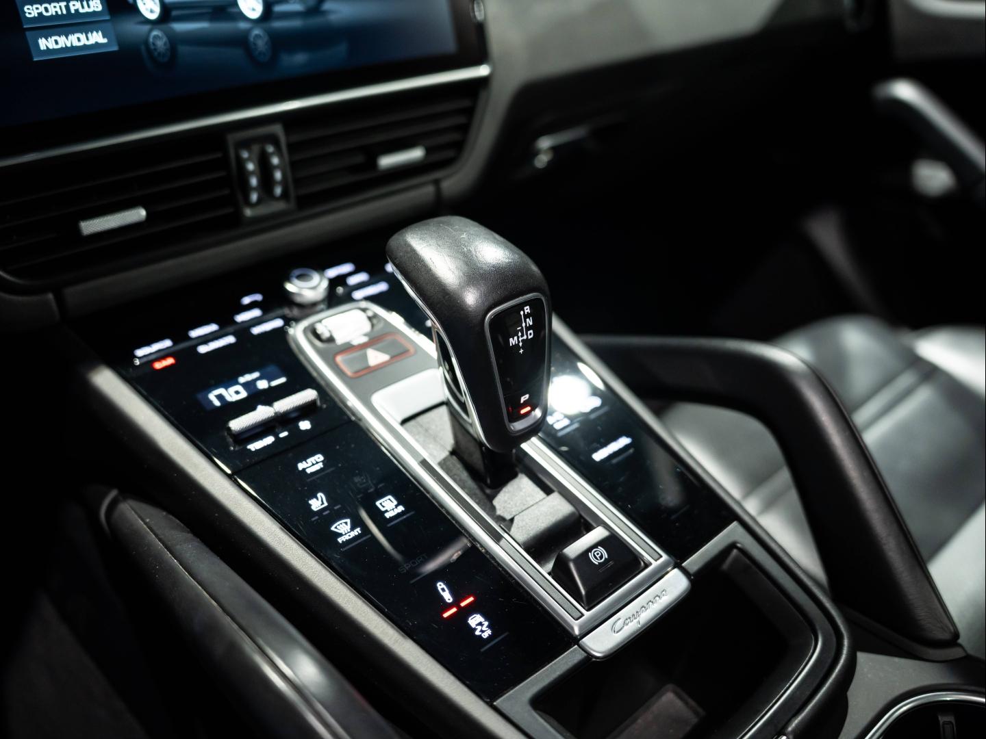 Voitures occasions PORSCHE CAYENNE E-Hybrid Saint-Witz