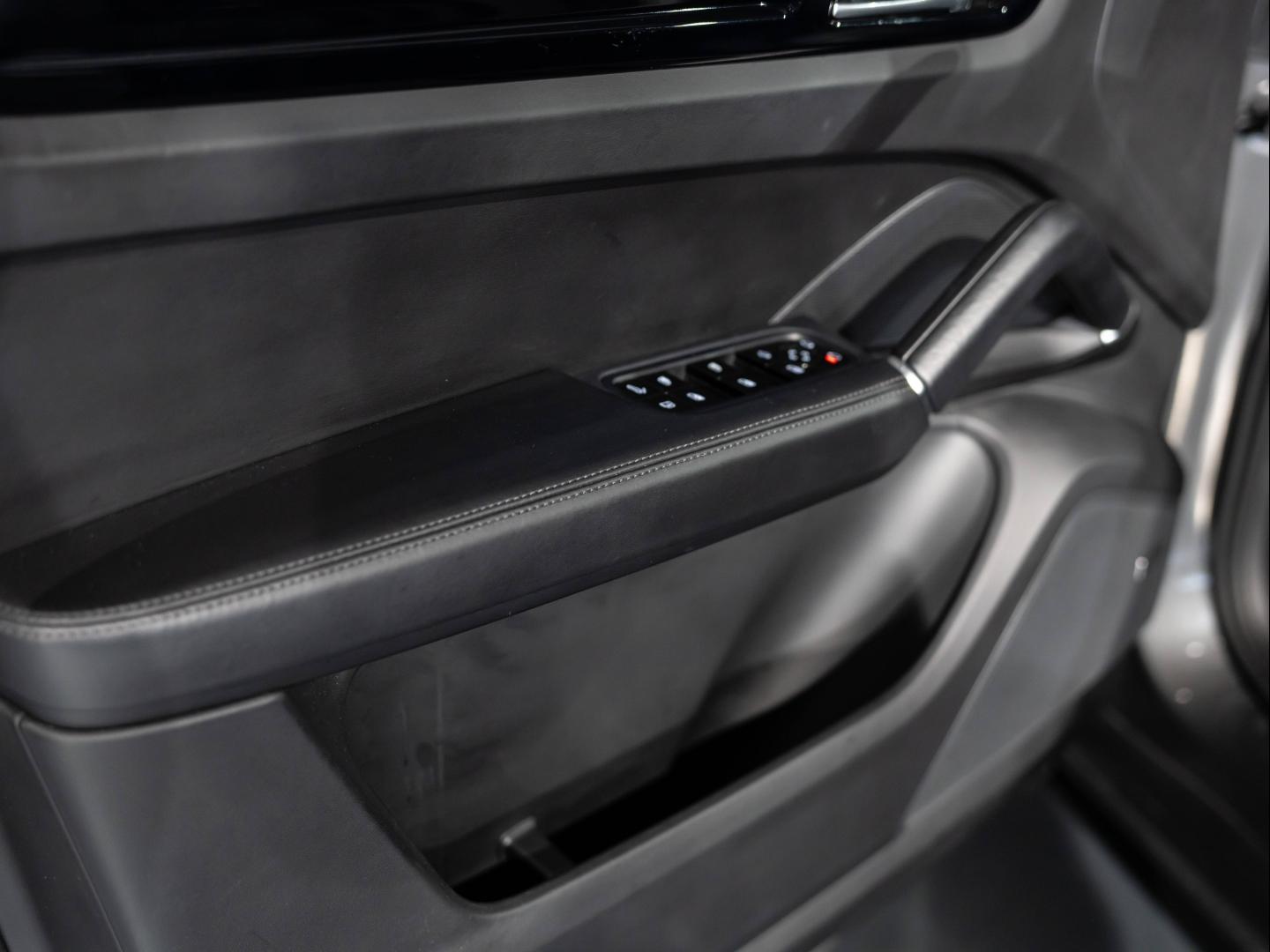 Voitures occasions PORSCHE CAYENNE E-Hybrid Saint-Witz